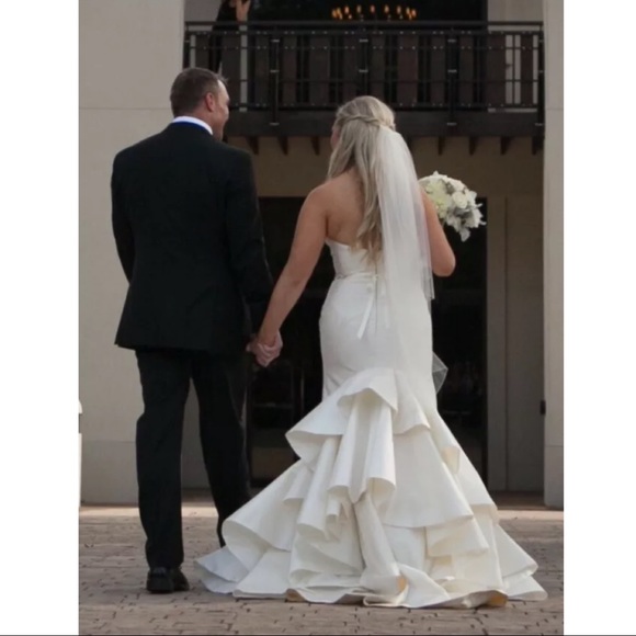 Blush by Hayley Paige Daffodil Ivory Dress Size 12 - Picture 5 of 6